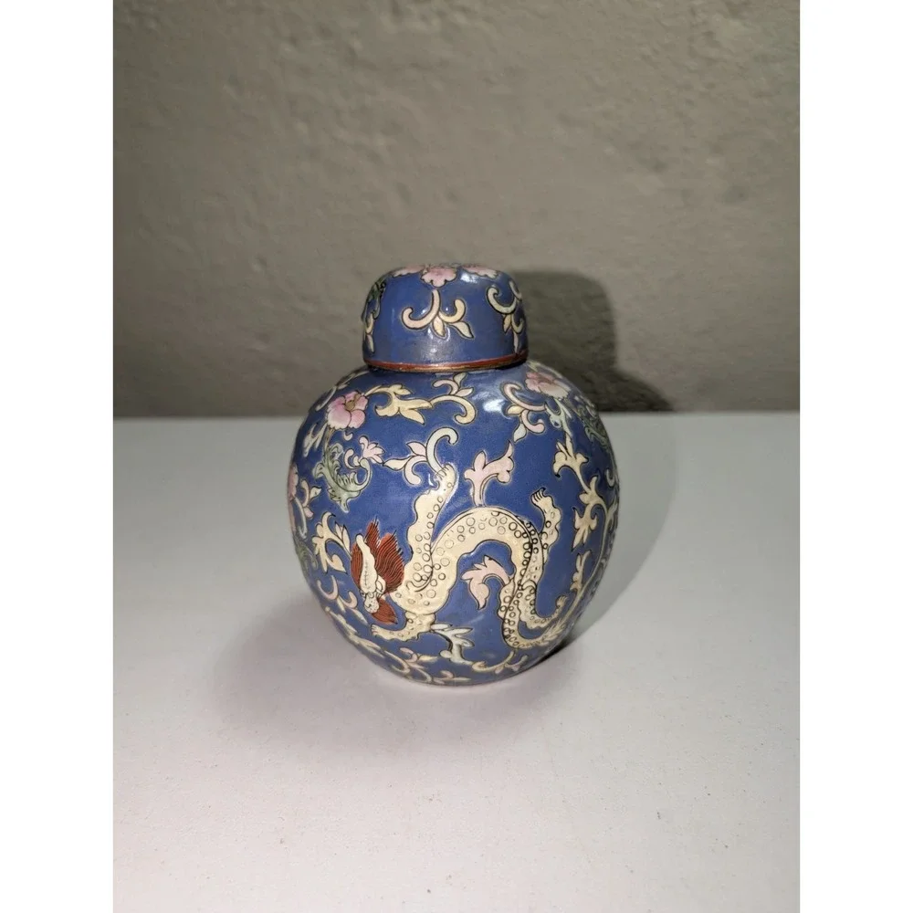 Vintage Ginger Jar Porcelain Floral Dragon Famille‎ Rose Asian China Spice Jar